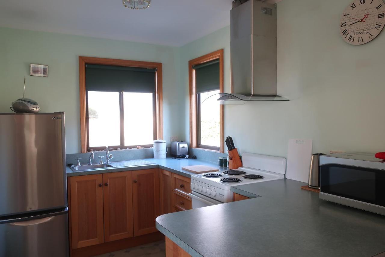 Cherry Top Farmstay - Boutique Eco Village Lilydale 외부 사진
