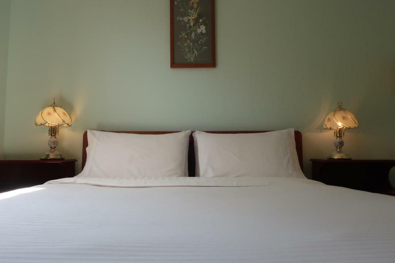 Cherry Top Farmstay - Boutique Eco Village Lilydale 외부 사진